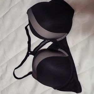 Victoria Secret 38C bra